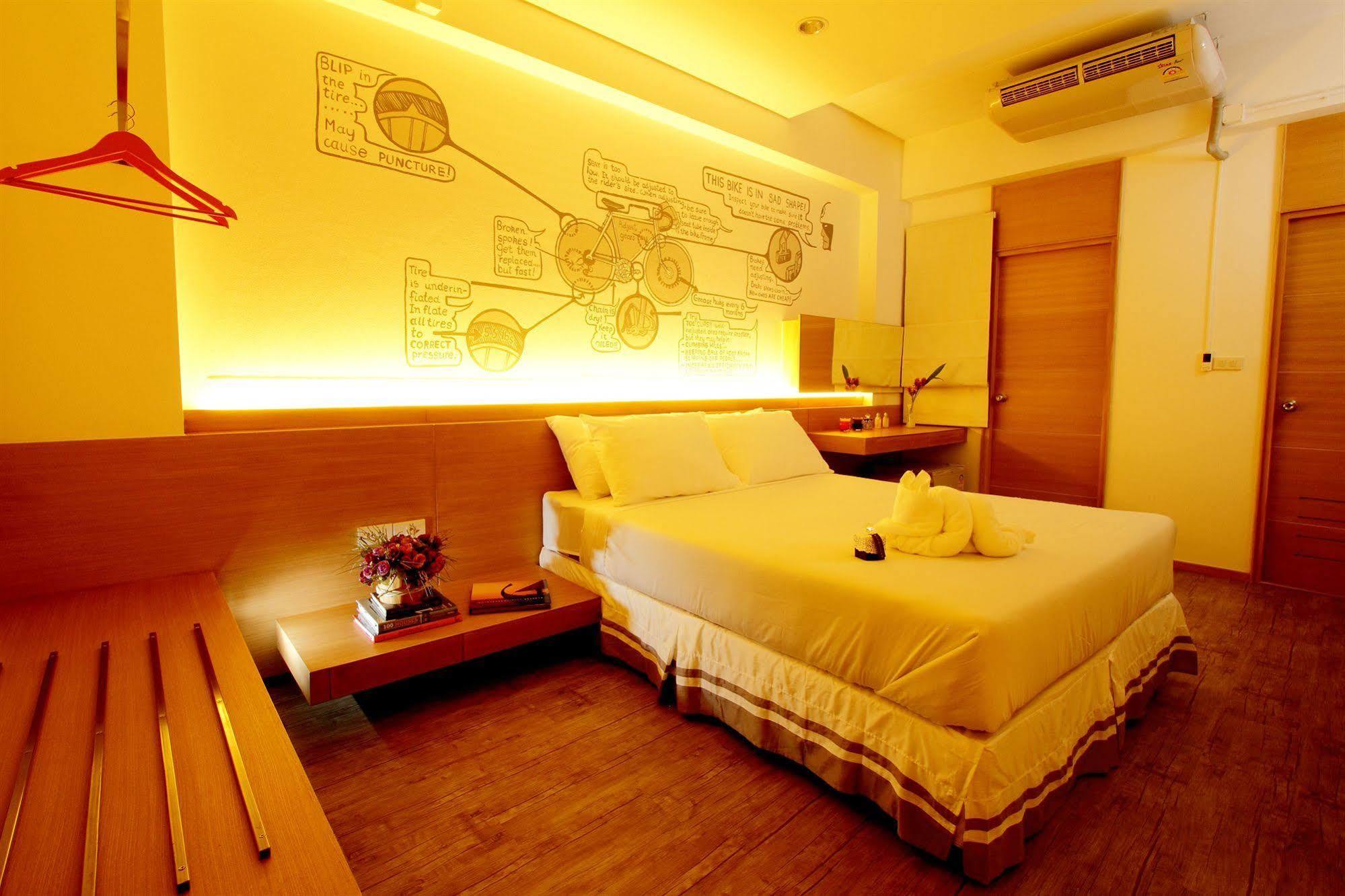 U431 Chaengwattana Hotel Nonthaburi Exterior photo